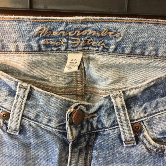 Abercrombie & Fitch Distressed Jeans - Picture 3 of 4